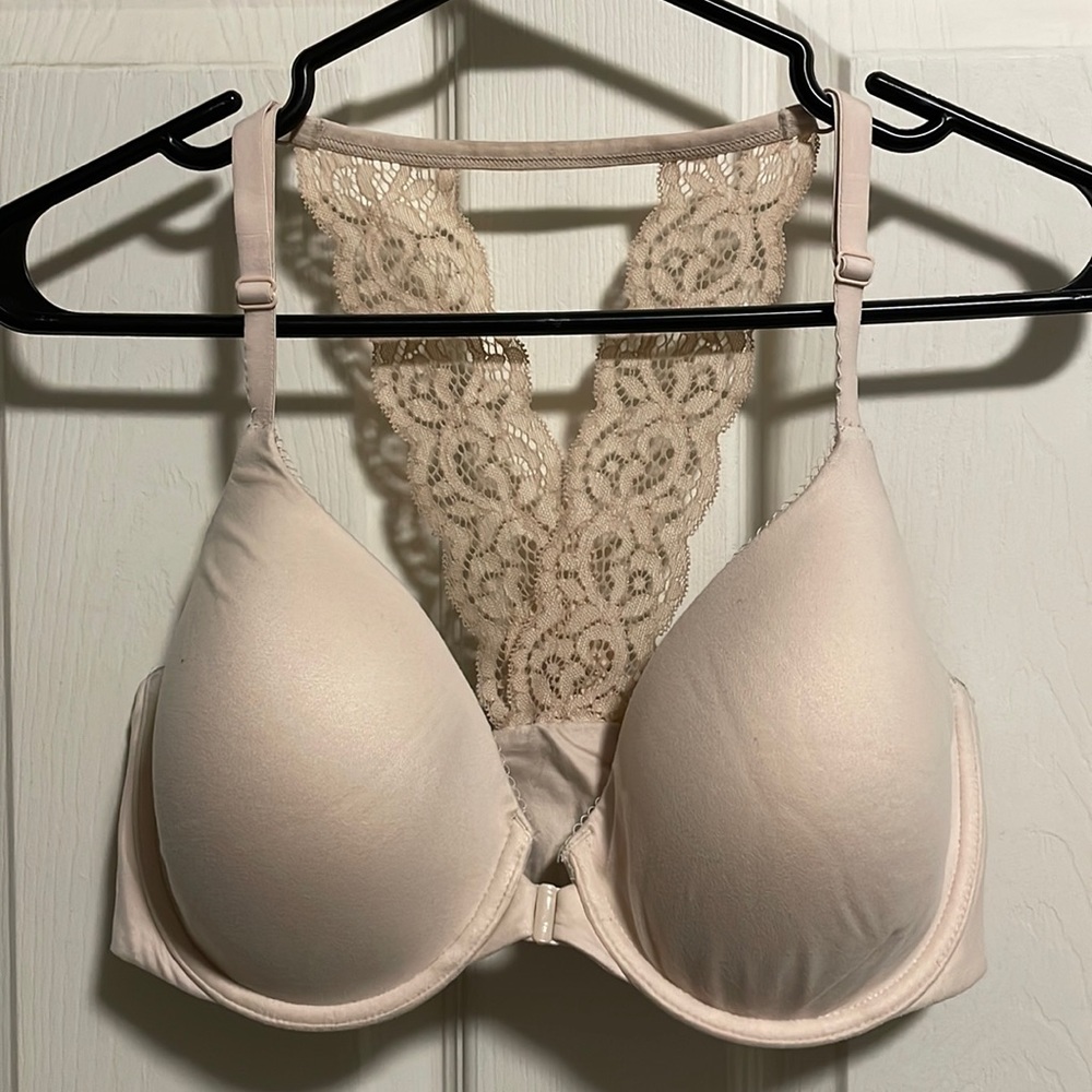 Victoria's Secret Cream Lace Bra